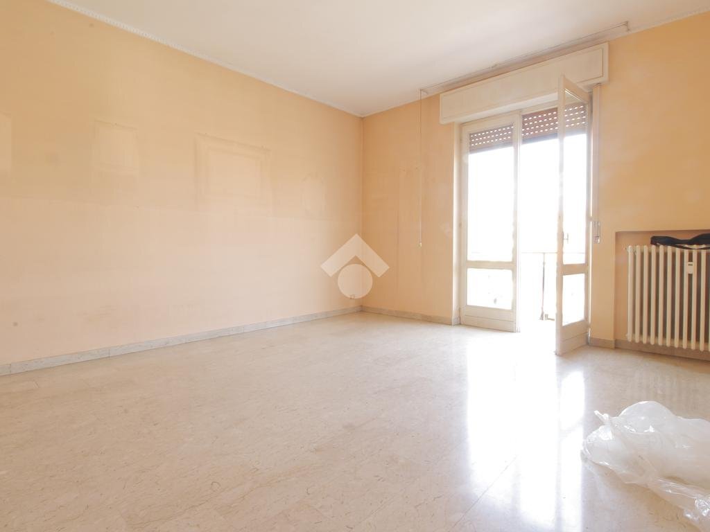 Three-room apartment Via Cav. Fortunato Re, Cerro Maggiore - photo 2