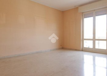 Three-room apartment Via Cav. Fortunato Re, Cerro Maggiore - photo 1