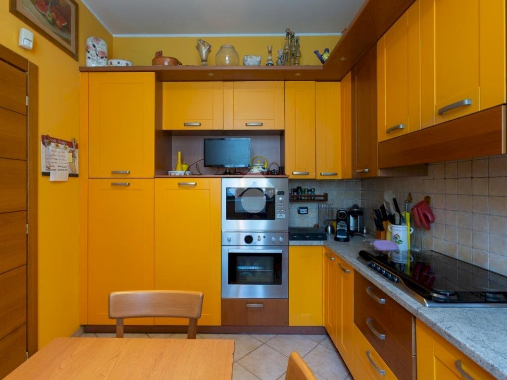Three-room apartment Via Antonio Maffi, Milano (neighborhood Niguarda) - photo 2