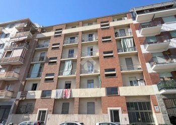 Four-room apartment Via Nicomede Bianchi, Torino (neighborhood Parella) - photo 1