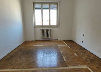 Bilocale largo Giambellino 126, Milano (zona Giambellino) - foto 8