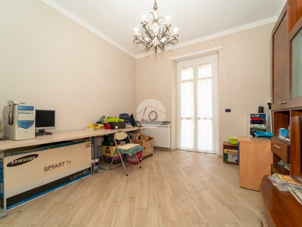 Three-room apartment Via bongiovanni, Torino (neighborhood Borgo Vittoria) - photo 2