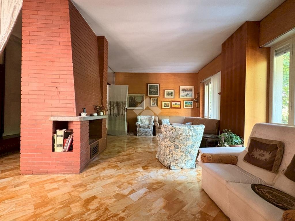 Appartamento Via F.lli Rosselli, Asti - foto 1