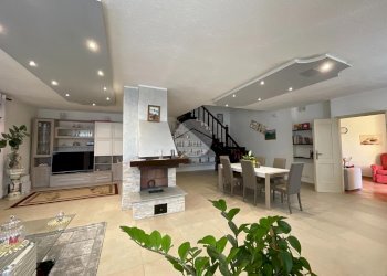 Semi-detached house Frazione Revignano, Asti - photo 5