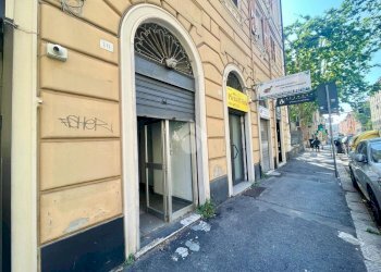 Shop via Carlo Barabino, Genova (neighborhood Foce) - photo 1