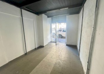 Shop via Carlo Barabino, Genova (neighborhood Foce) - photo 5