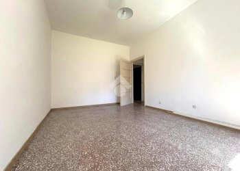 Two-room apartment Via Brennero, Legnano - photo 12