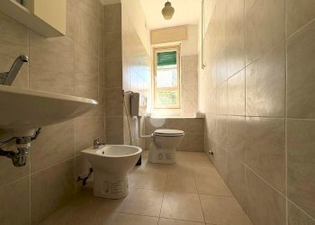Two-room apartment Via Brennero, Legnano - photo 13