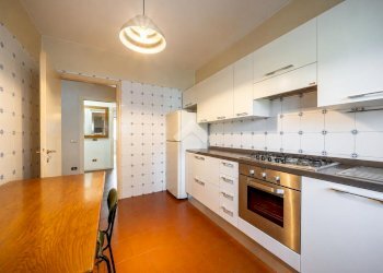 Three-room apartment Via Giovannino Guareschi, Parma (neighborhood Malandriano) - photo 10