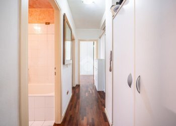 Three-room apartment Via Giovannino Guareschi, Parma (neighborhood Malandriano) - photo 11