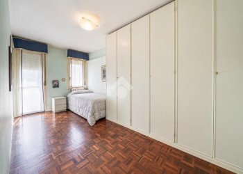Three-room apartment Via Giovannino Guareschi, Parma (neighborhood Malandriano) - photo 12