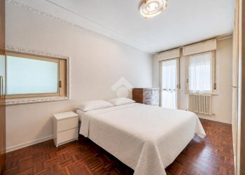 Three-room apartment Via Giovannino Guareschi, Parma (neighborhood Malandriano) - photo 15