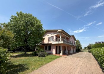 Villa Via del Quattro, Forlì - foto 2