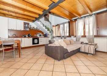 Two-room apartment Via Dante Alighieri, Trezzano Rosa - photo 4