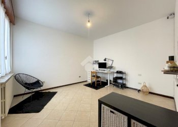 Three-room apartment Via Giuseppe Verdi, Cornaredo - photo 12