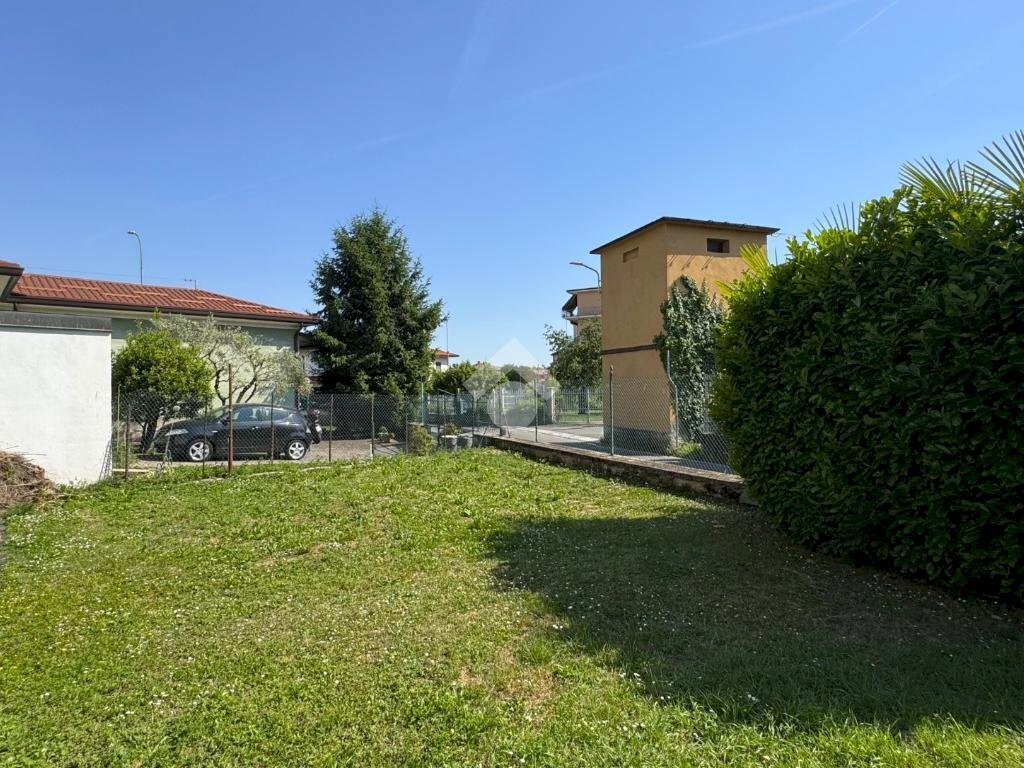 Four-room apartment Via Milano, Masate - photo 2
