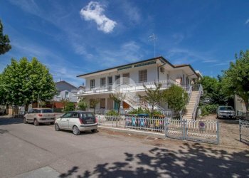 Bilocale Viale giovanni segantini, Cesenatico - foto 32