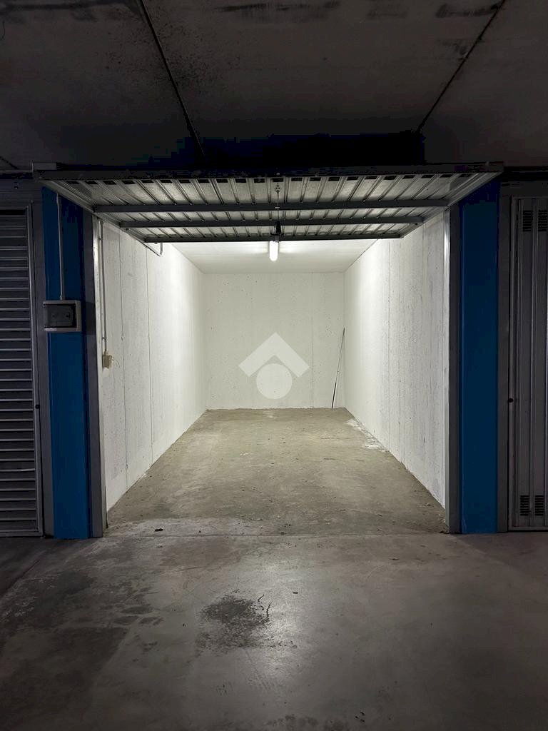 Box Piazza dell'incontro tra I Popoli, Settimo Milanese - foto 2