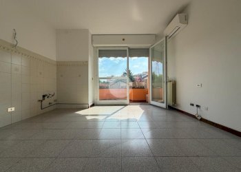 One-room apartment Viale Europa, Bussero - photo 4