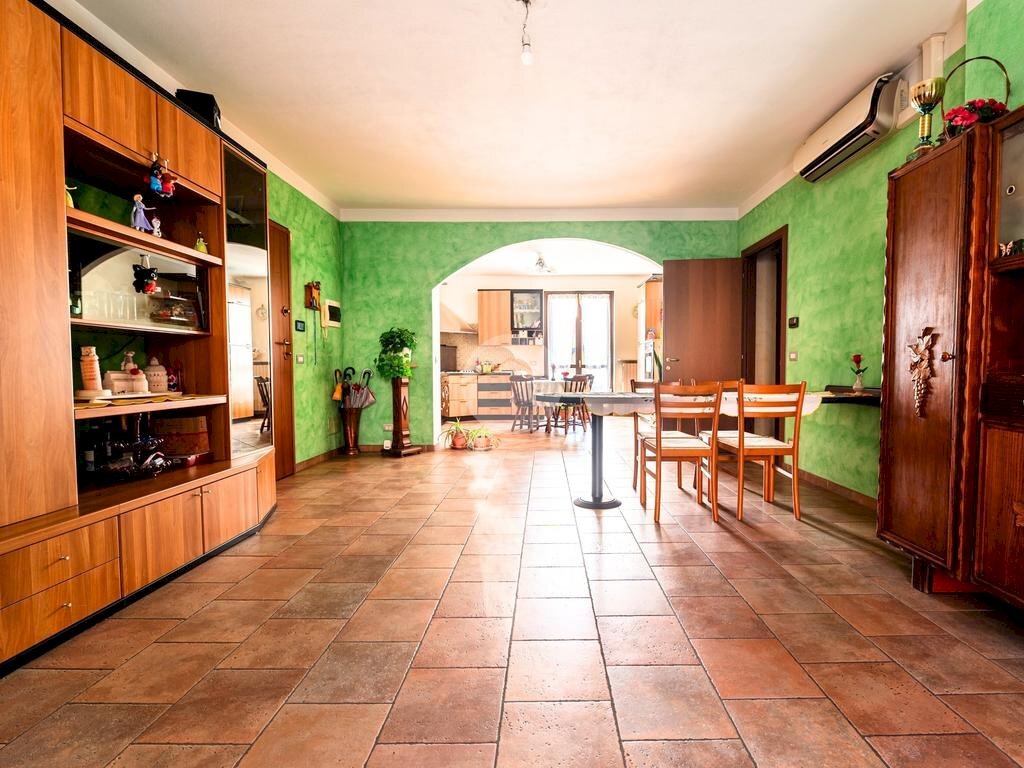 Four-room apartment Via Bergoglio, Cherasco - photo 1