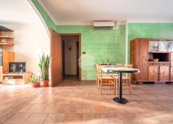 Four-room apartment Via Bergoglio, Cherasco - photo 4