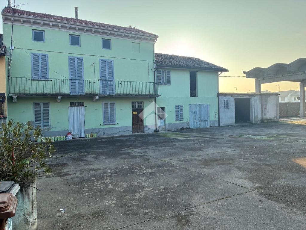 Capannone Cantone Grassi, Casale Monferrato - foto 2