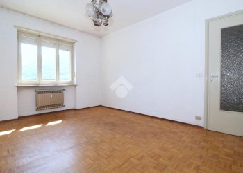 Three-room apartment Via Mattalia, Villar Perosa - photo 15