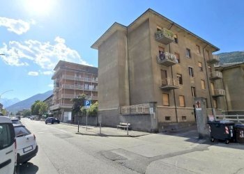 Appartamento Corso Battaglione, Aosta - foto 3