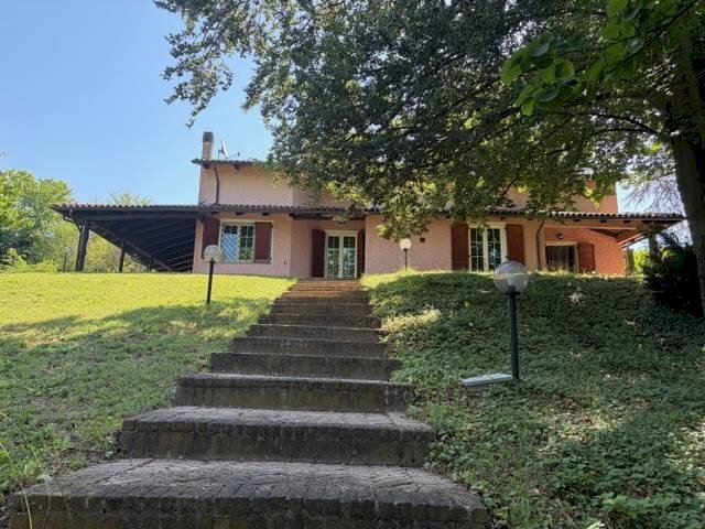 Villa Alessandria - foto 1