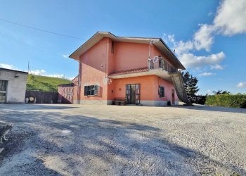 Foto 7 - Casa indipendente via Serrapolla, Vallata - foto 7