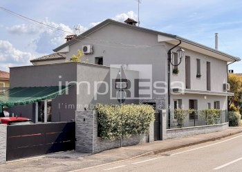 Foto 1 - Casa semi indipendente VIA TRENTO
 
39, Paese - foto 1