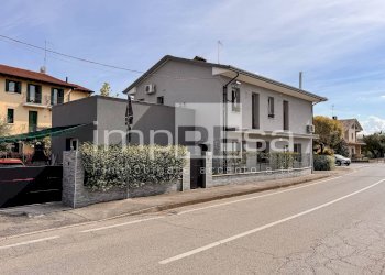 Foto 2 - Casa semi indipendente VIA TRENTO
 
39, Paese - foto 2