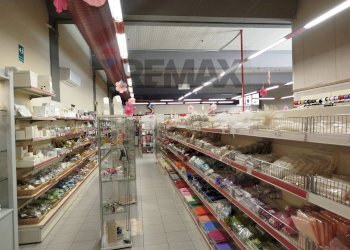 Dispensa di stoccaggio - Attività Commerciale Corso Europa
90, Magenta - foto 7