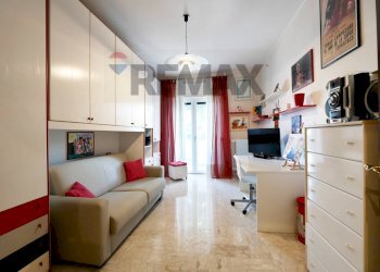 Soggiorno - Appartamento Via Gaetano Salvemini
 
69, Bari - foto 16