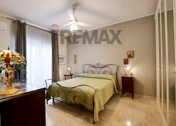 Camera / camera da letto - Appartamento Via Gaetano Salvemini
 
69, Bari - foto 18