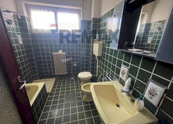 Bagno - Villa Via dello Sport
 
3, Gavirate - photo 11