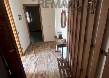 Hall / corridoio - Villa Via dello Sport
 
3, Gavirate - photo 15