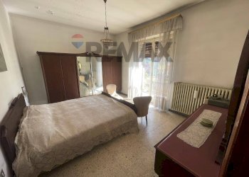Camera / camera da letto - Villa Via dello Sport
 
3, Gavirate - photo 16