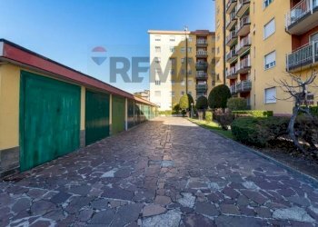 Edificio all\'aperto - Trilocale F. BARACCA
 
9, Muggiò - foto 4