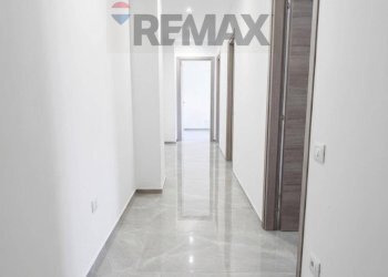 Hall / corridoio - Trilocale F. BARACCA
 
9, Muggiò - foto 3