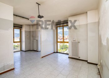 Stanza vuota - Ufficio corso XXV Aprile
31, Luino - foto 9
