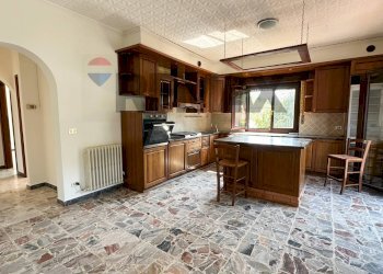 Cucina - Quadrilocale Via Provinciale
44, Cremenaga - foto 4