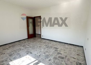 Stanza vuota - Quadrilocale Via Provinciale
44, Cremenaga - foto 8