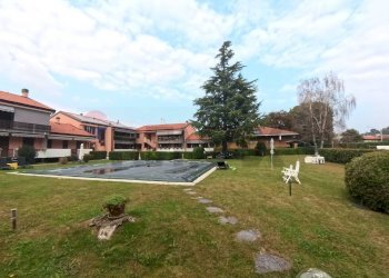 Giardino - Villa a Schiera Marchirolo - foto 19
