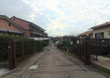Edificio all\'aperto - Villa a Schiera Marchirolo - foto 22