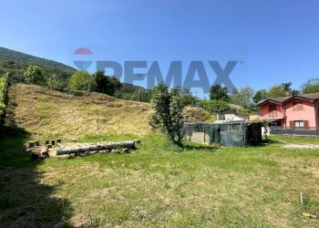 Giardino - Terreno edificabile Via Provinciale
 
43, Cremenaga - foto 2