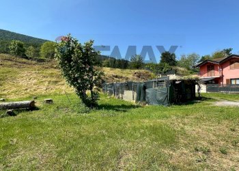 Giardino - Terreno edificabile Via Provinciale
 
43, Cremenaga - foto 4