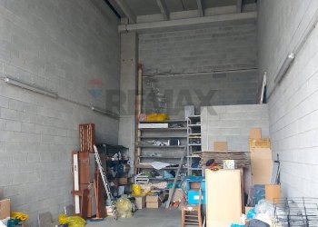 Dispensa di stoccaggio - Warehouse VIA GUARALDA
20, Varese - photo 2