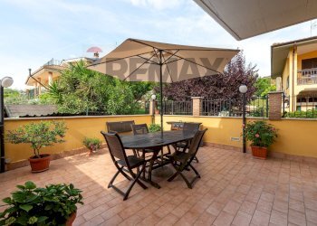 Terrazza - Three-room apartment VIA TEVERE
14/c, Mentana - photo 9