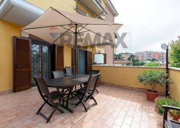 Terrazza - Three-room apartment VIA TEVERE
14/c, Mentana - photo 11